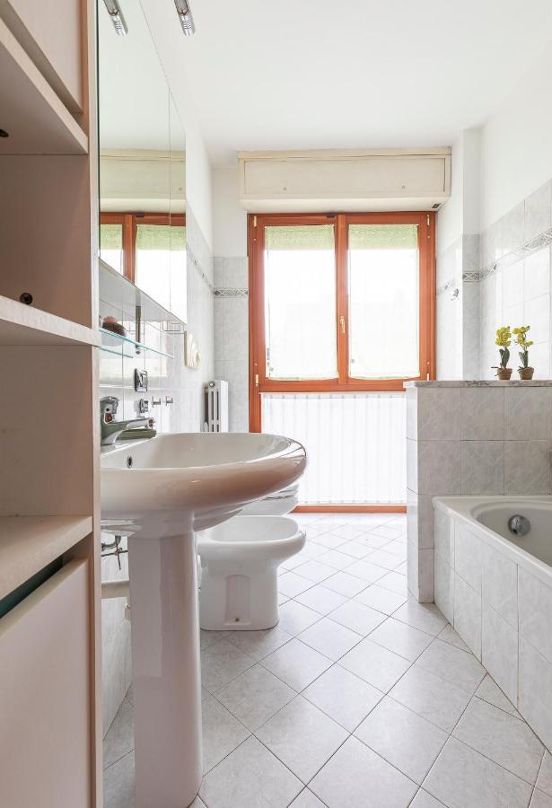 Casty Sweet Home - Parcheggio Privato Gratuito ميلان المظهر الخارجي الصورة